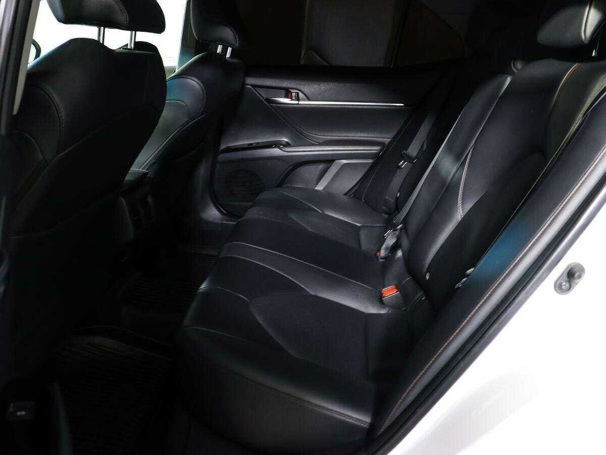 Toyota Camry б/у, 2019, Автоматическая. Фото: #7