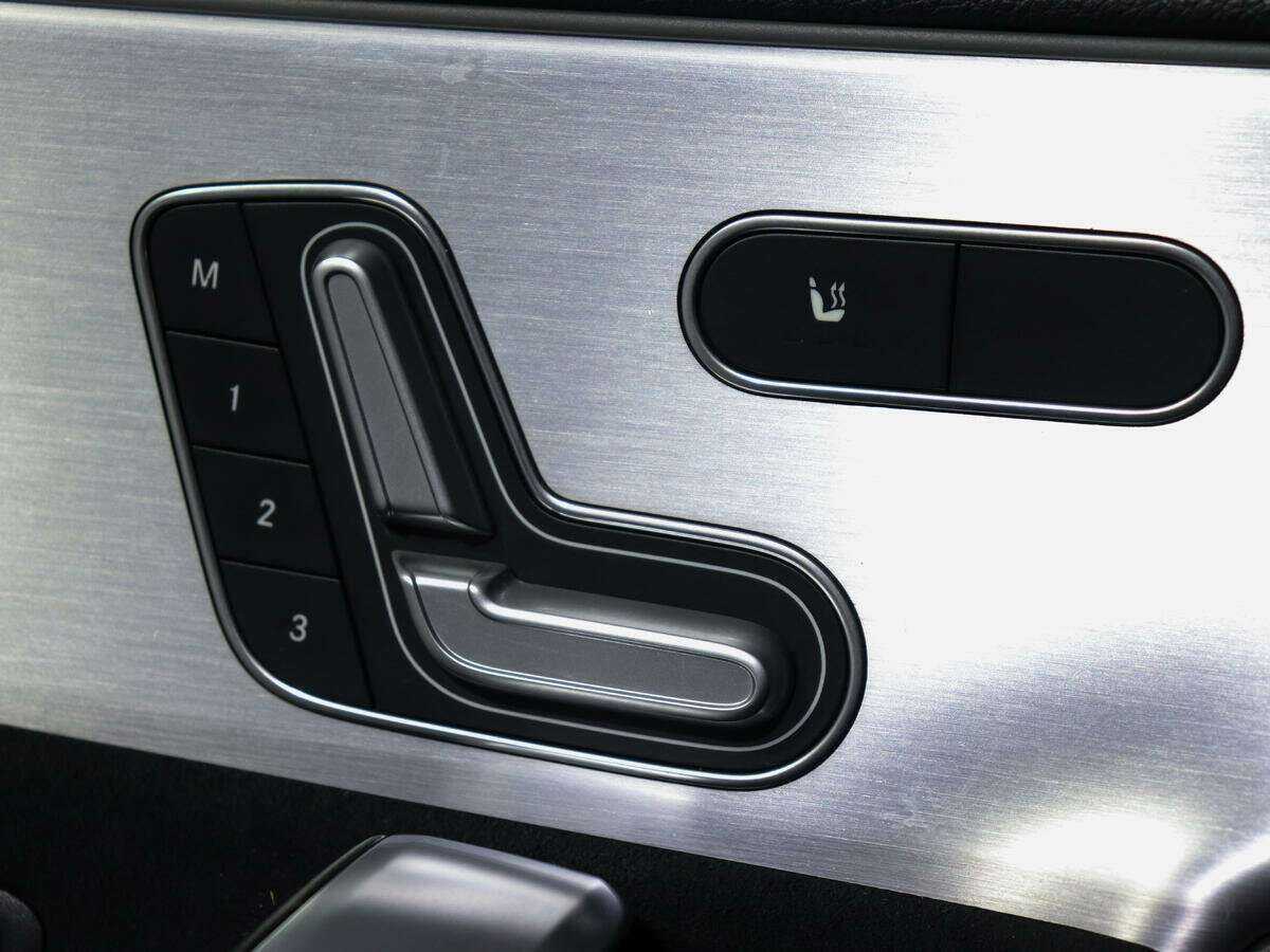 Mercedes-Benz A-Класс б/у, 2019, Роботизированная. Фото: #17