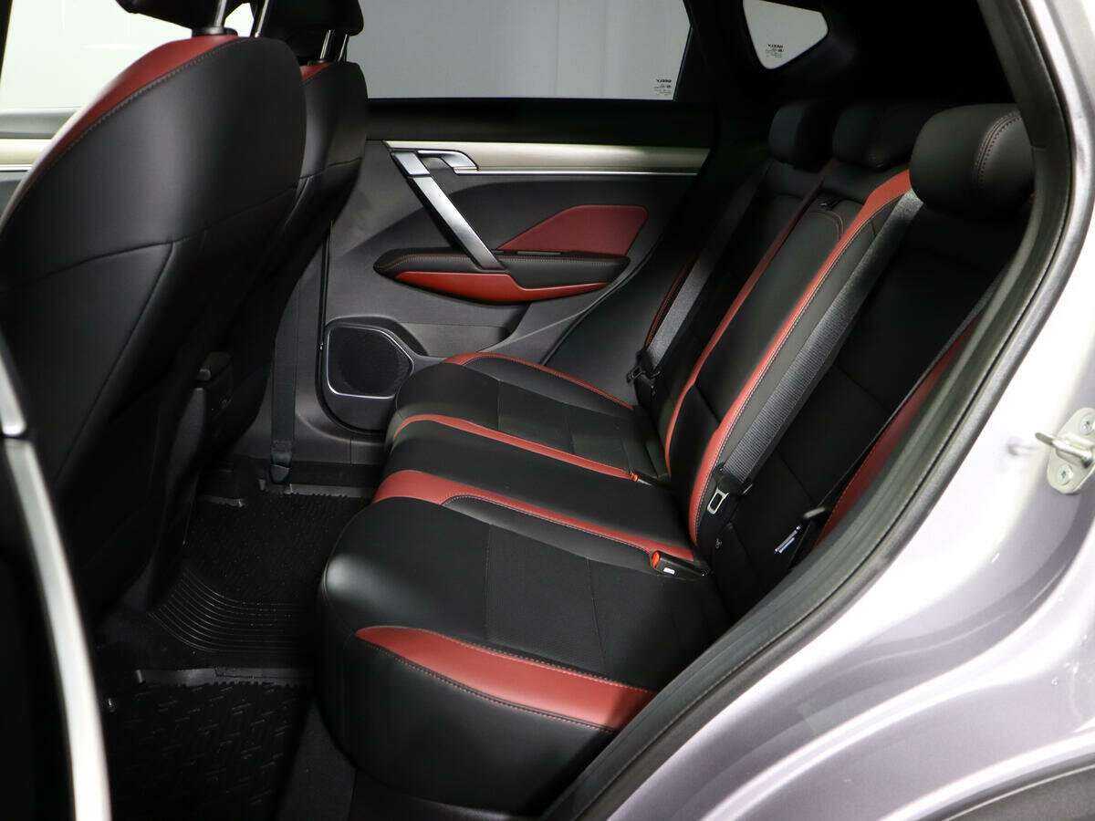 Geely Coolray б/у, 2023, Роботизированная. Фото: #9