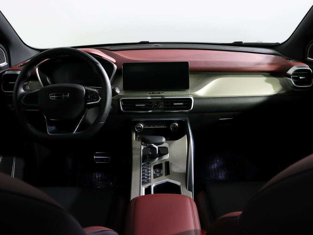 Geely Coolray б/у, 2023, Роботизированная. Фото: #11