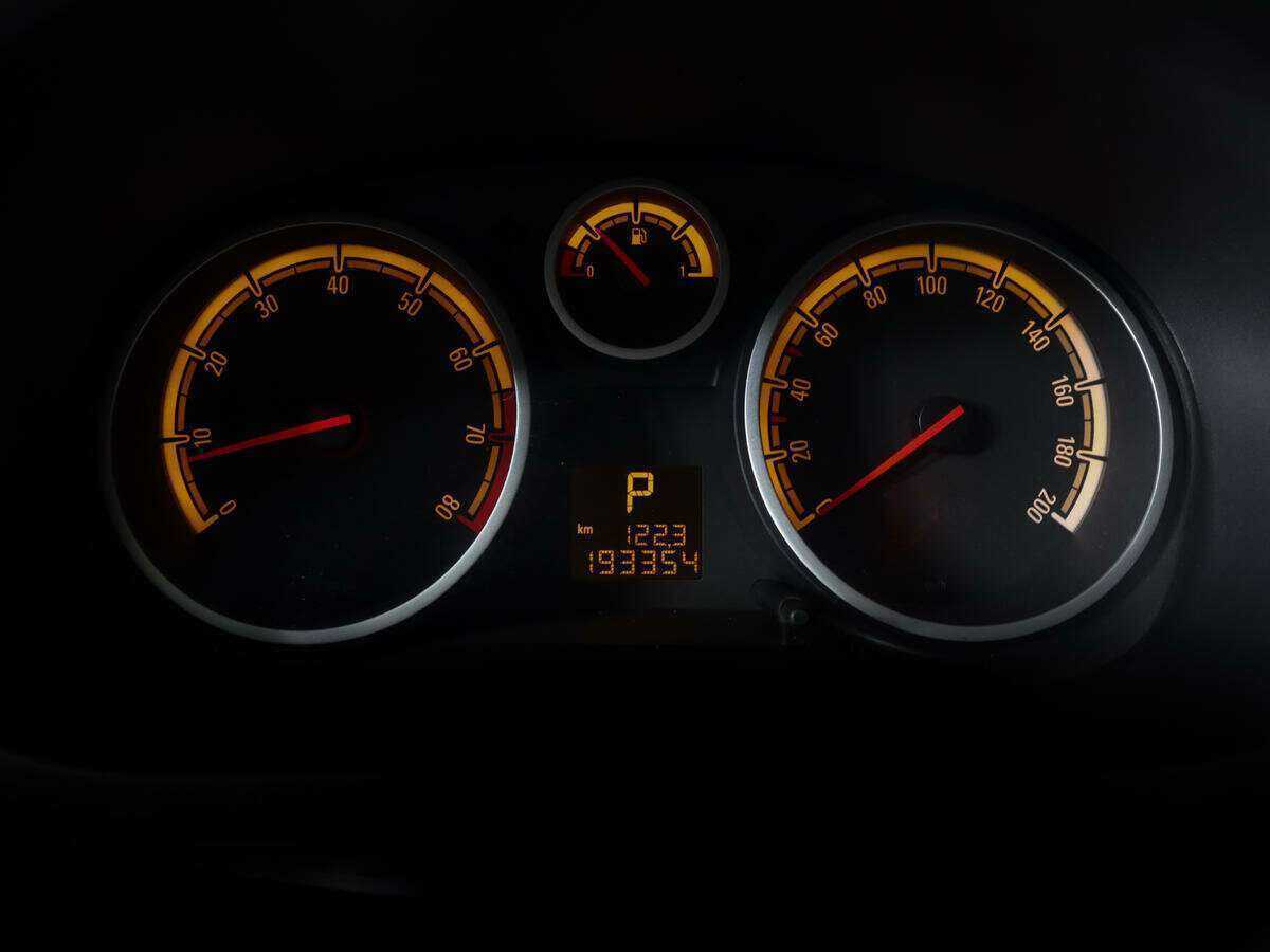 Opel Corsa б/у, 2013, Автоматическая. Фото: #9