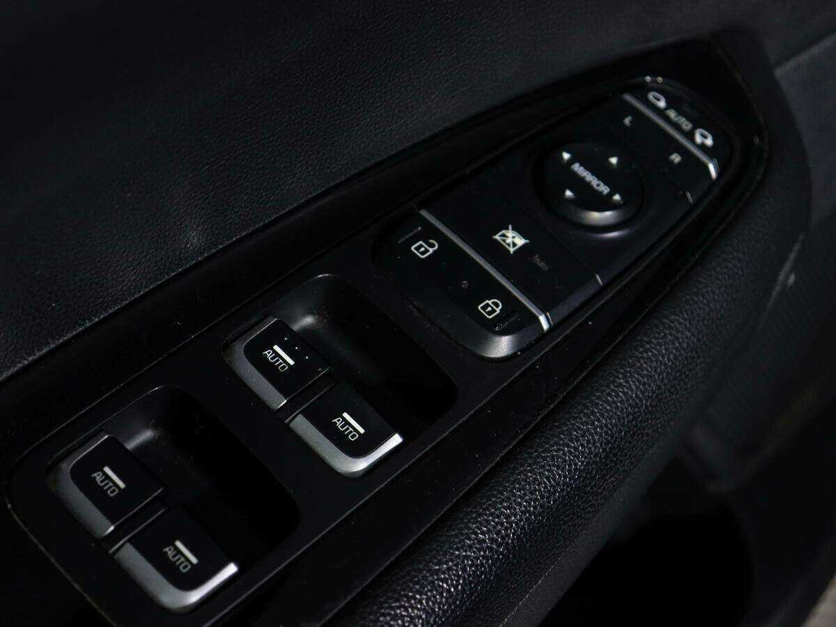 Kia Optima б/у, 2018, Автоматическая. Фото: #19