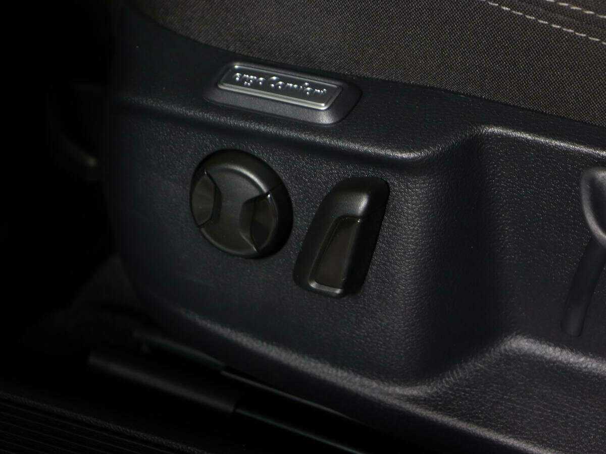 Volkswagen Passat б/у, 2015, Роботизированная. Фото: #15