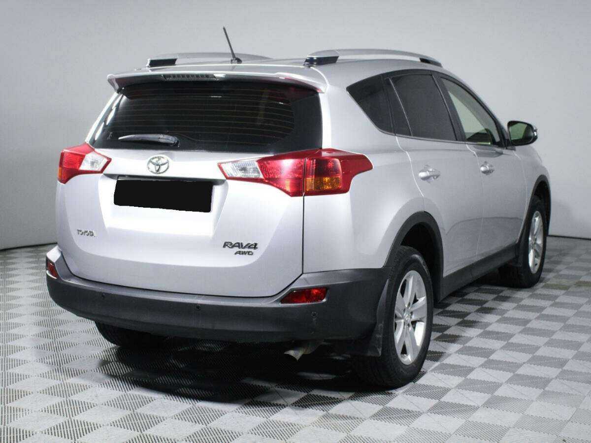 Toyota RAV4 б/у, 2014, Автоматическая. Фото: #3