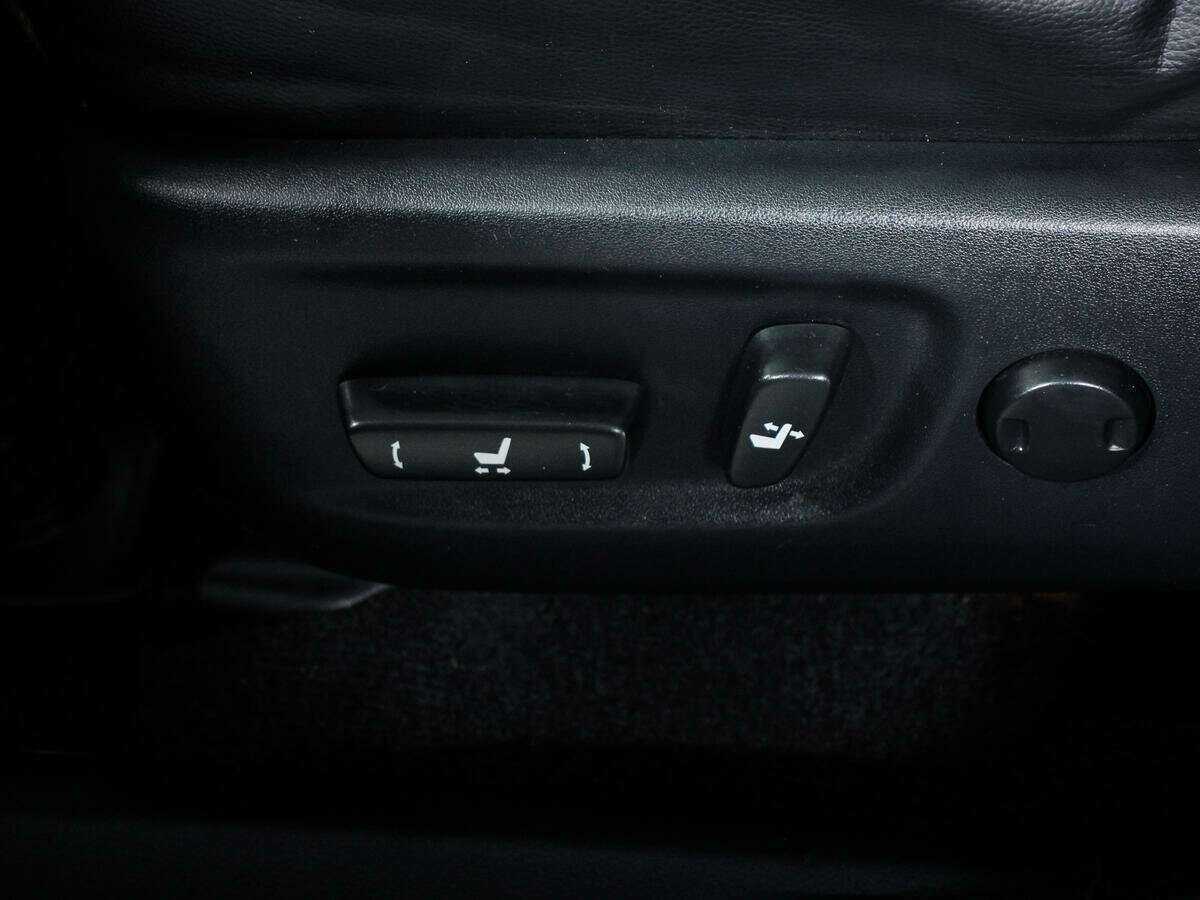 Toyota RAV4 б/у, 2014, Автоматическая. Фото: #16