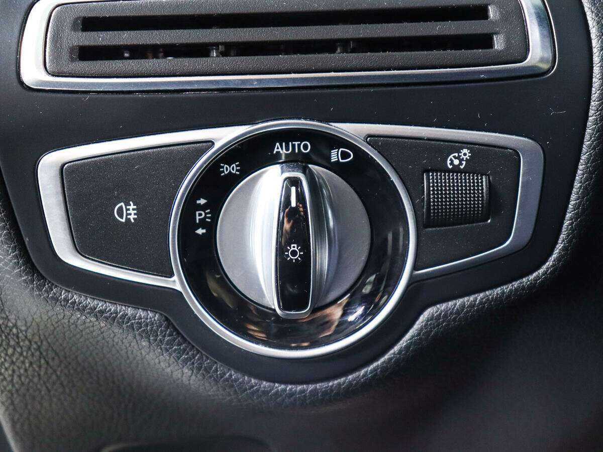 Mercedes-Benz C-Класс б/у, 2016, Автоматическая. Фото: #18