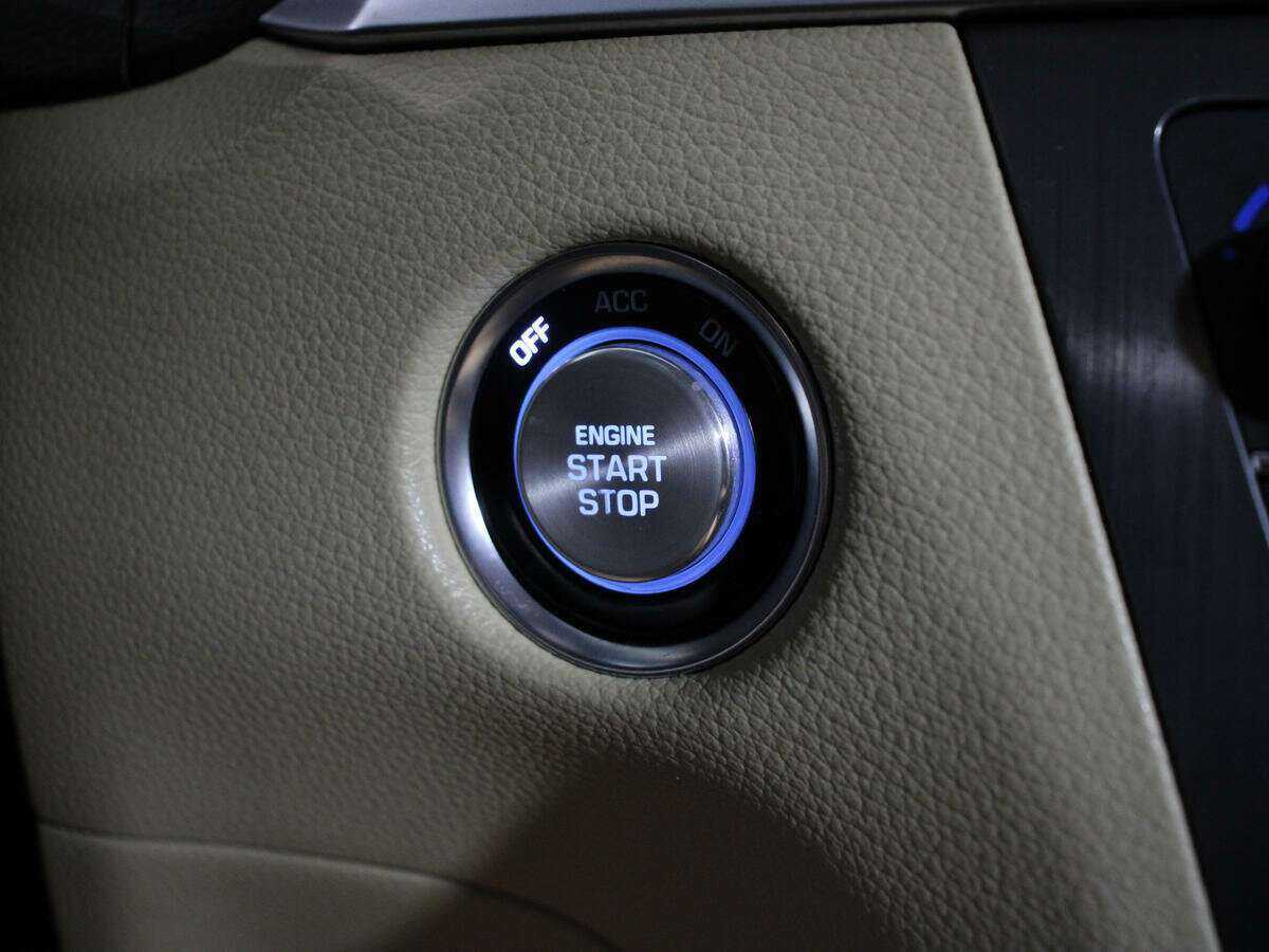 Hyundai Genesis б/у, 2015, Автоматическая. Фото: #19