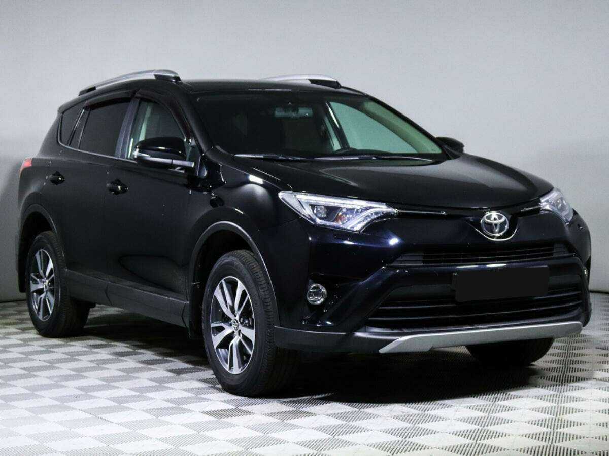 Toyota RAV4 б/у, 2017, Автоматическая. Фото: #2