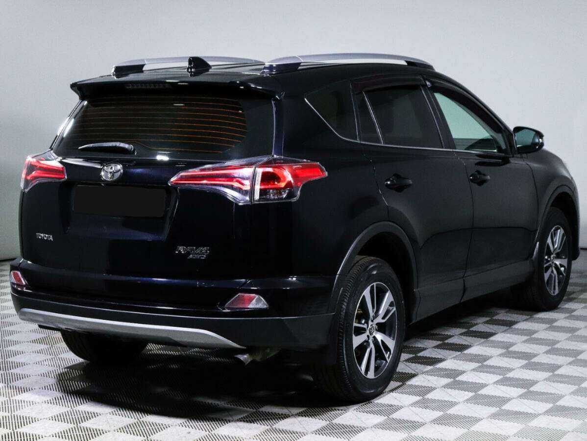Toyota RAV4 б/у, 2017, Автоматическая. Фото: #3