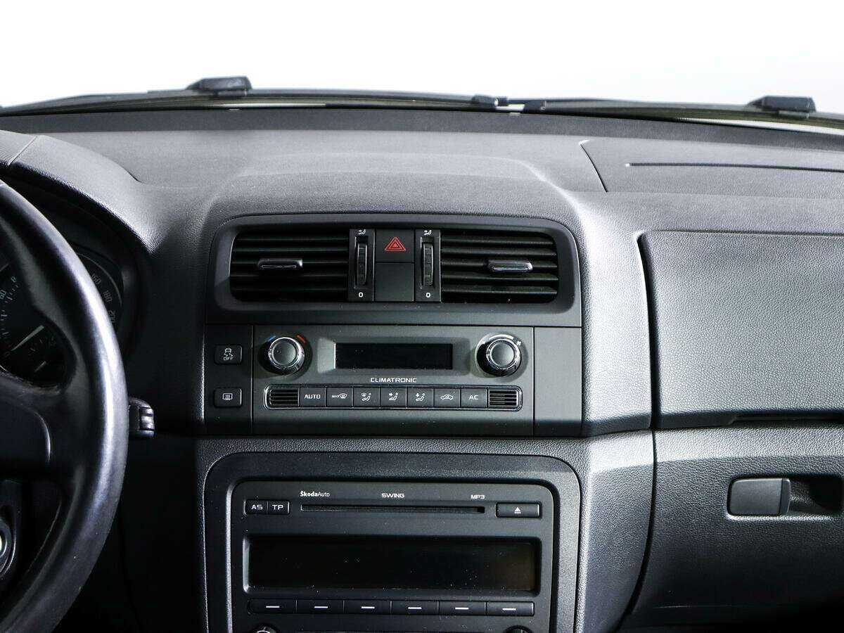 Шкода Фабия б/у, 2012, Роботизированная. Фото: #12