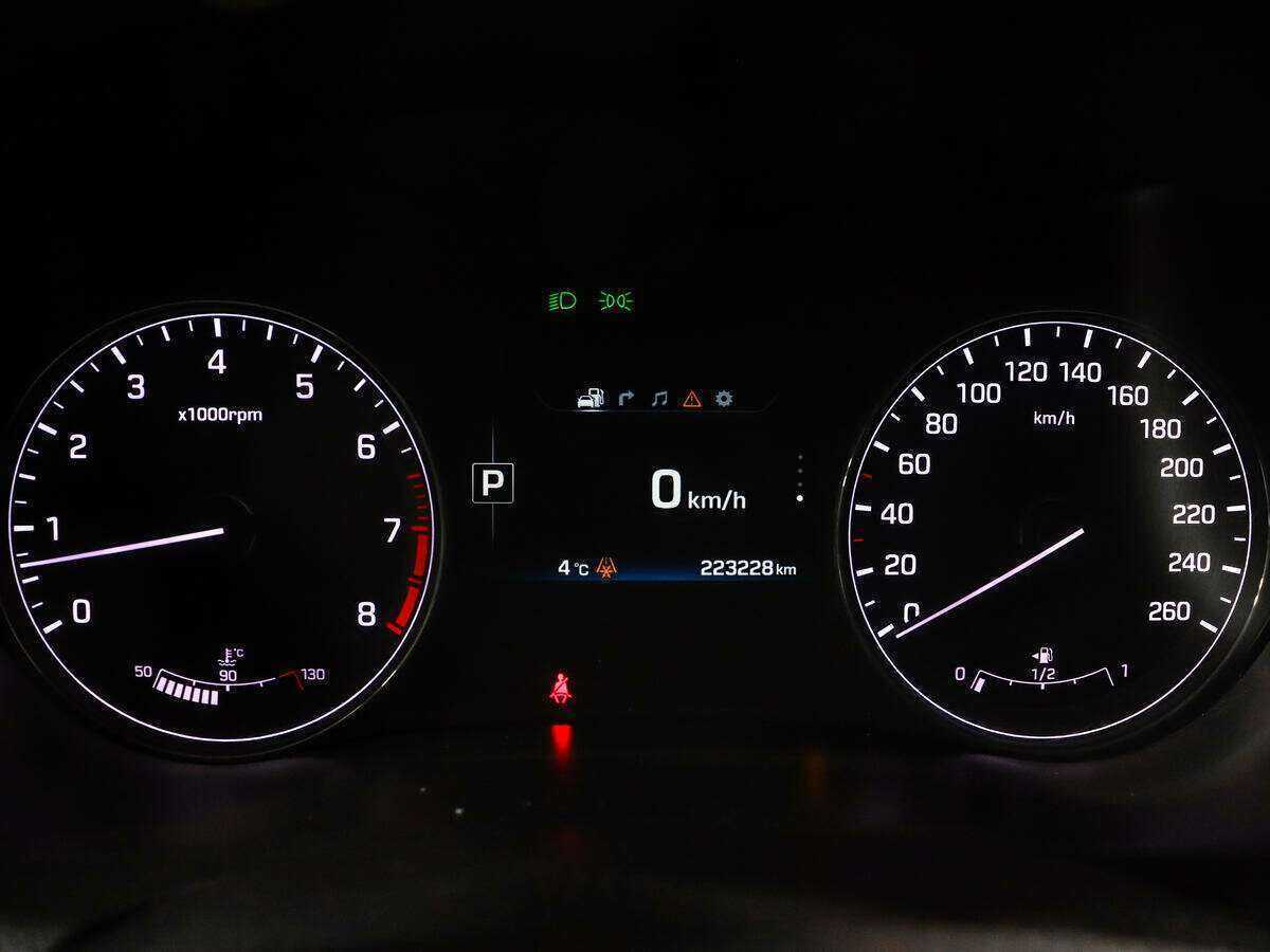 Hyundai Genesis б/у, 2014, Автоматическая. Фото: #9