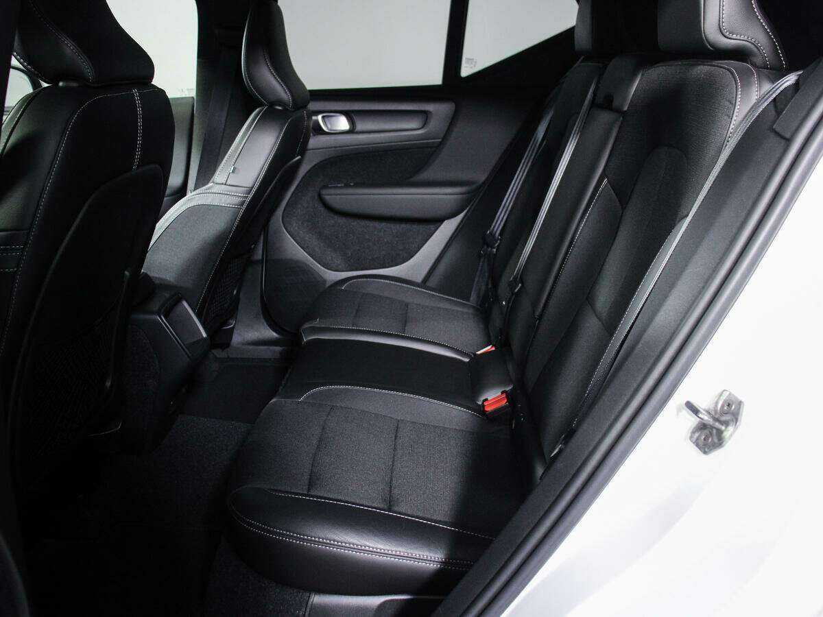 Volvo XC40 б/у, 2019, Автоматическая. Фото: #9