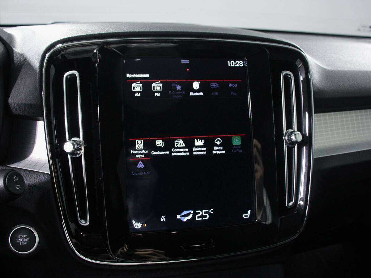 Volvo XC40 б/у, 2019, Автоматическая. Фото: #15