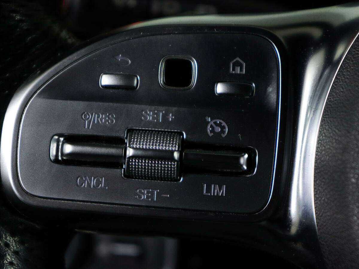 Mercedes-Benz A-Класс б/у, 2020, Роботизированная. Фото: #15