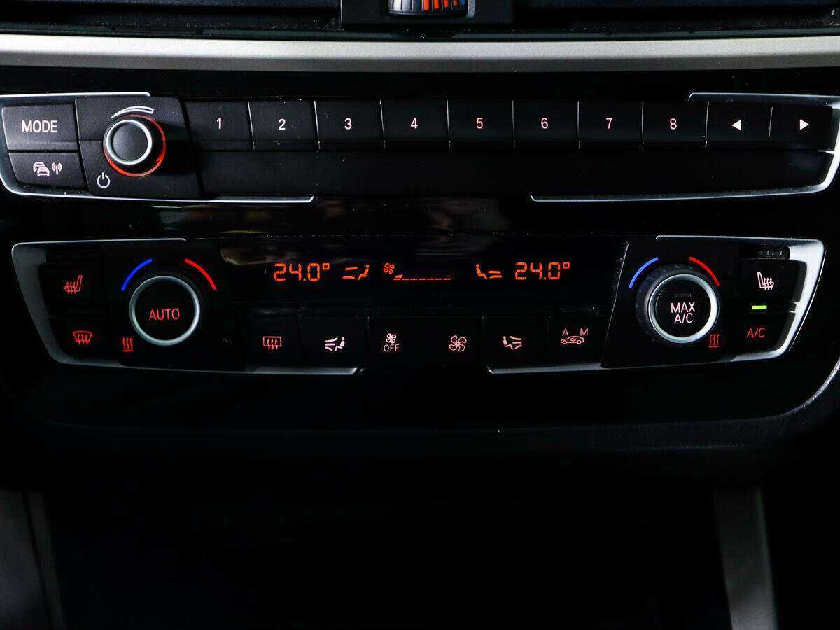 BMW 1 серии б/у, 2018, Автоматическая. Фото: #15