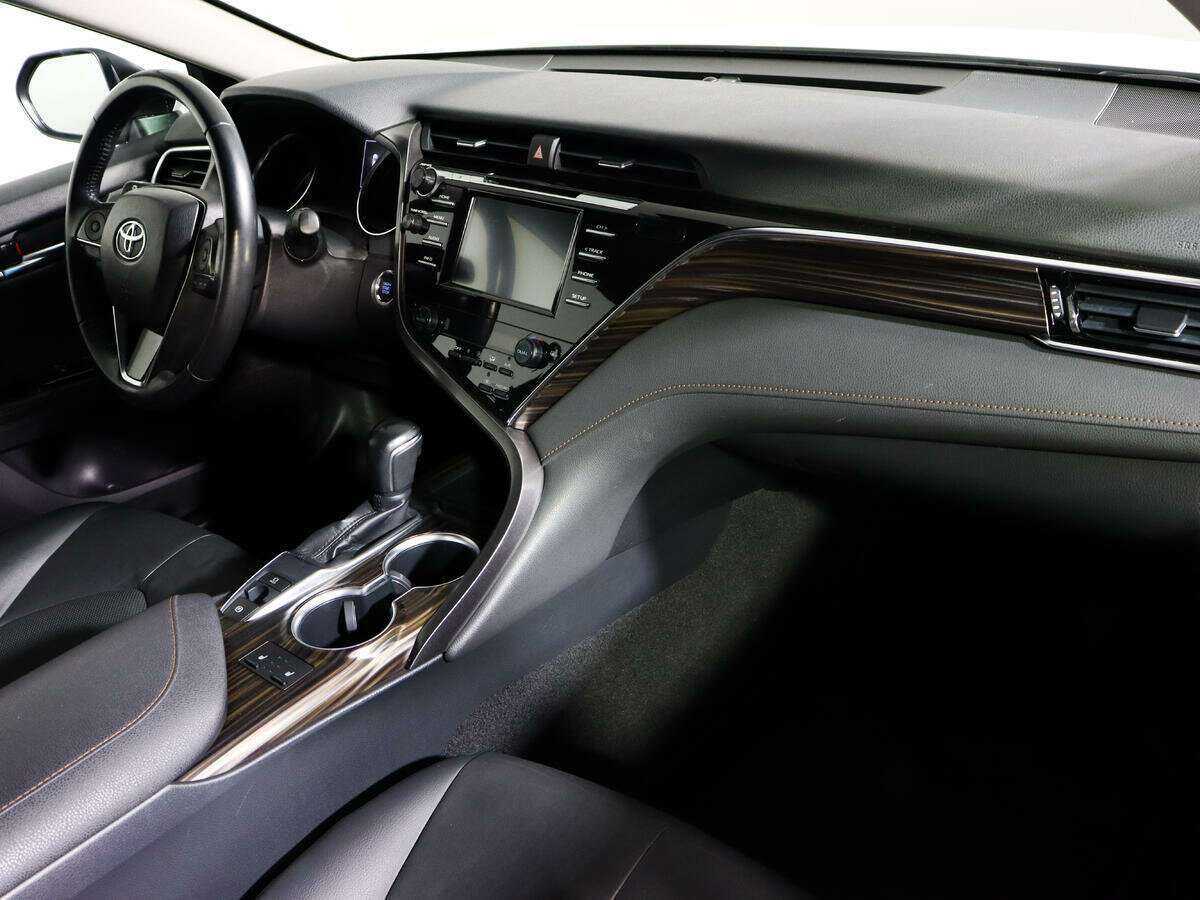 Toyota Camry б/у, 2018, Автоматическая. Фото: #8