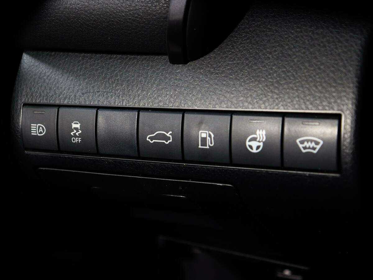 Toyota Camry б/у, 2018, Автоматическая. Фото: #18