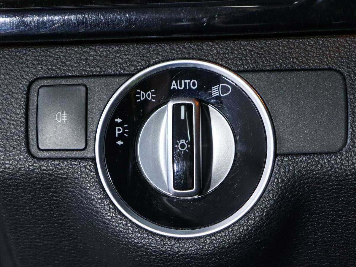 Mercedes-Benz E-Класс б/у, 2012, Автоматическая. Фото: #15