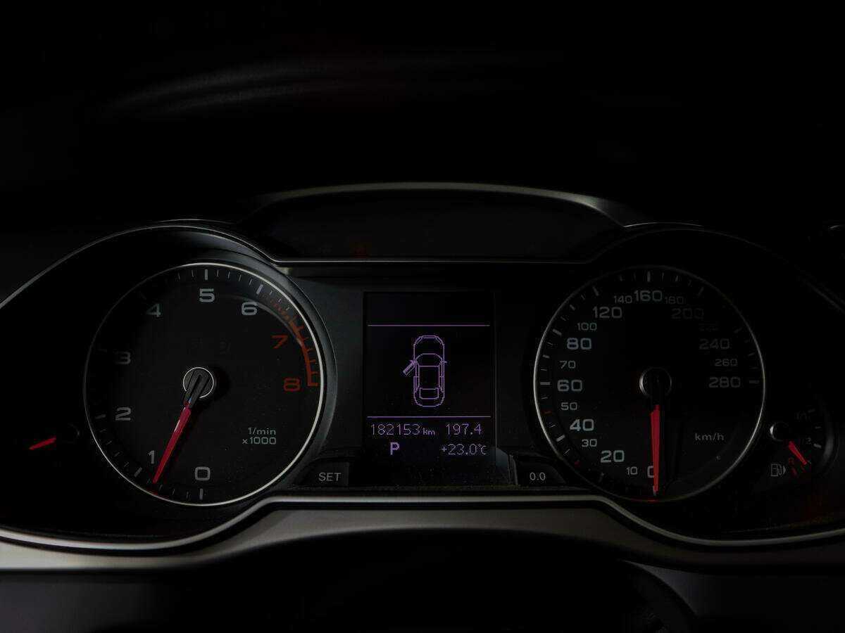 Audi A4 б/у, 2012, Роботизированная. Фото: #10