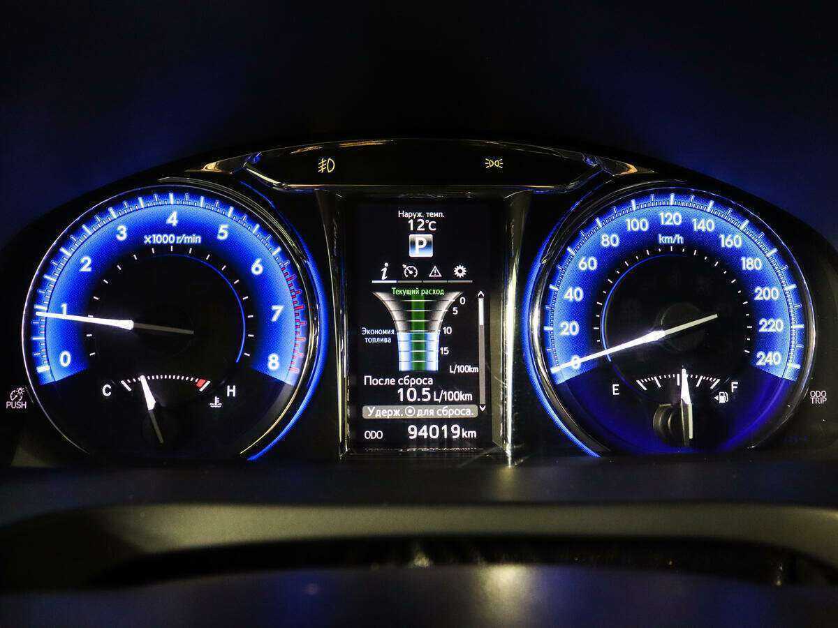 Toyota Camry б/у, 2017, Автоматическая. Фото: #10