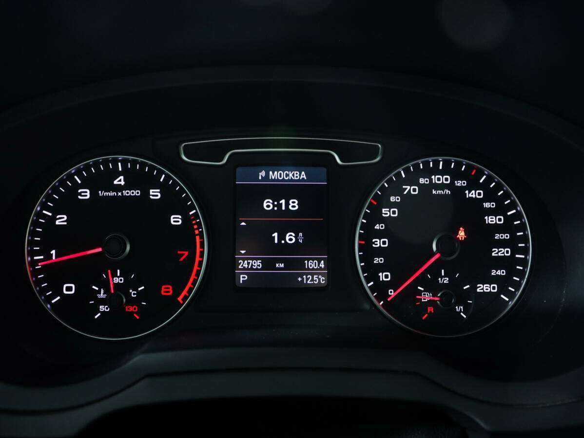 Audi Q3 б/у, 2012, Роботизированная. Фото: #8