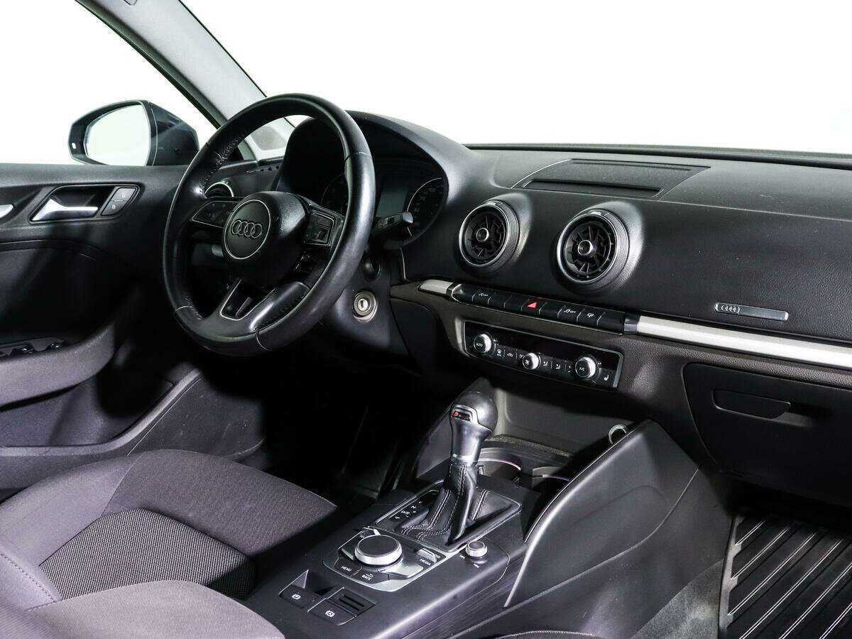 Audi A3 б/у, 2016, Роботизированная. Фото: #8