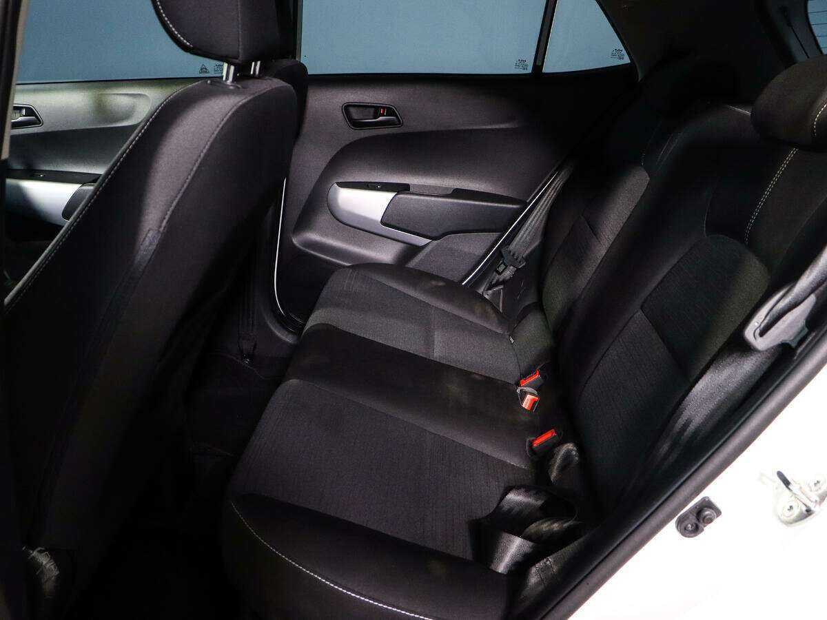 Kia Picanto б/у, 2023, Роботизированная. Фото: #9