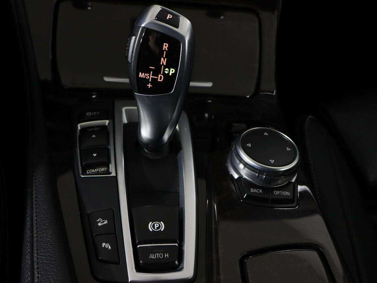 BMW 5 серии б/у, 2015, Автоматическая. Фото: #19