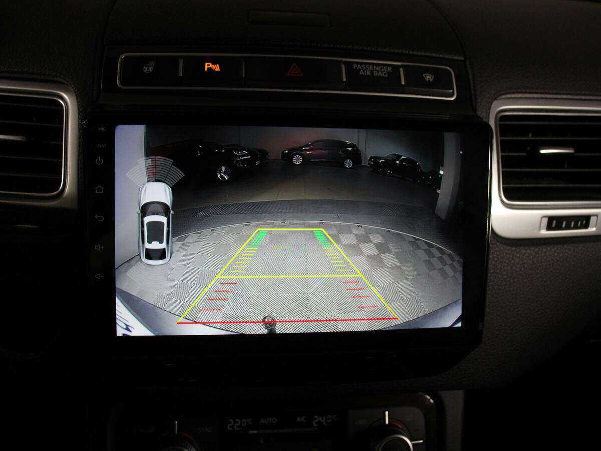 Volkswagen Touareg б/у, 2015, Автоматическая. Фото: #27