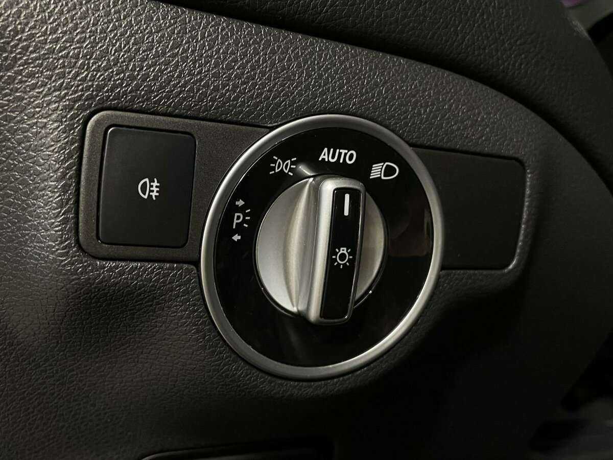 Mercedes-Benz CLA б/у, 2014, Роботизированная. Фото: #8