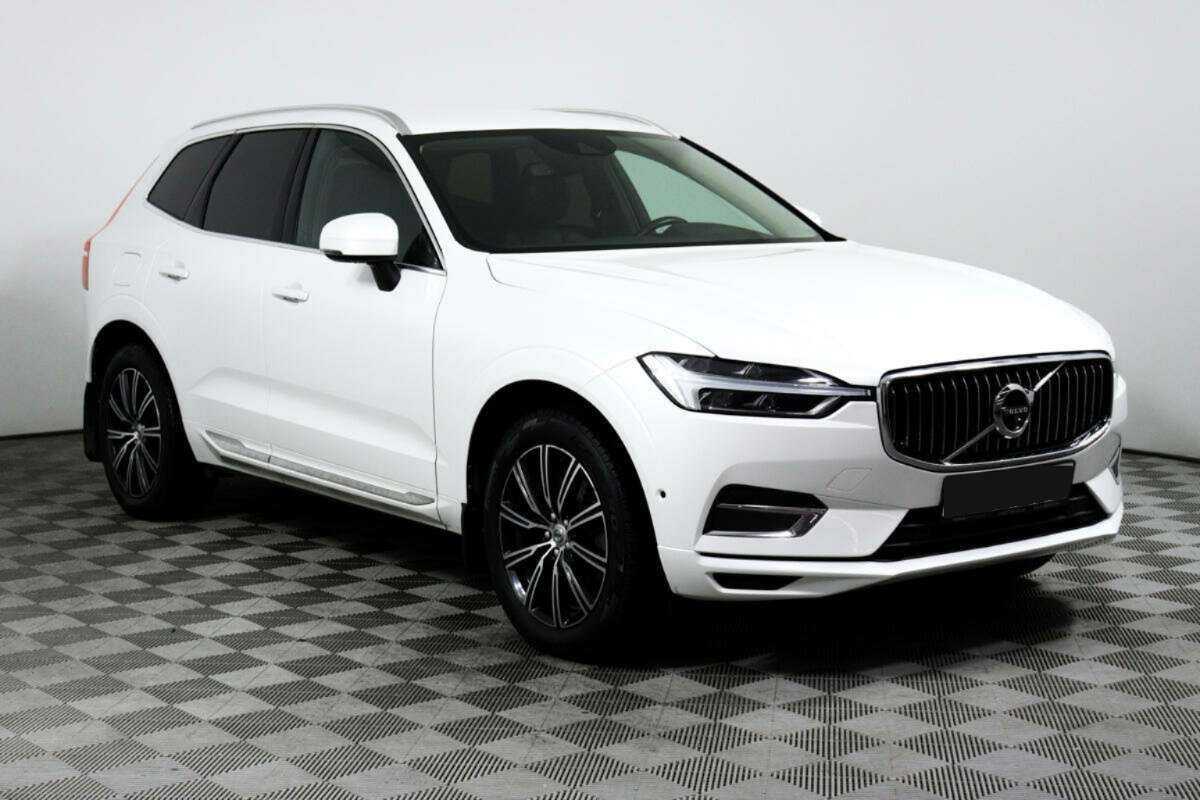 Volvo XC60 б/у, 2018, Автоматическая. Фото: #2