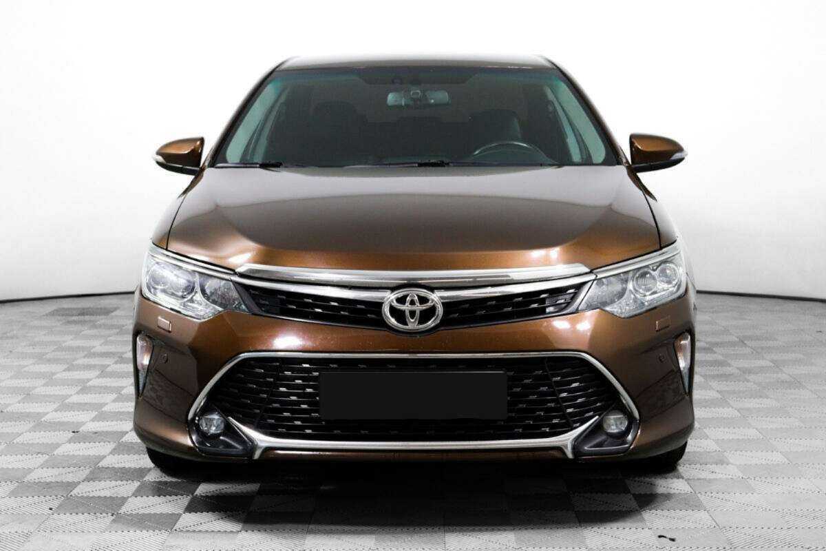 Toyota Camry б/у, 2017, Автоматическая. Фото: #1