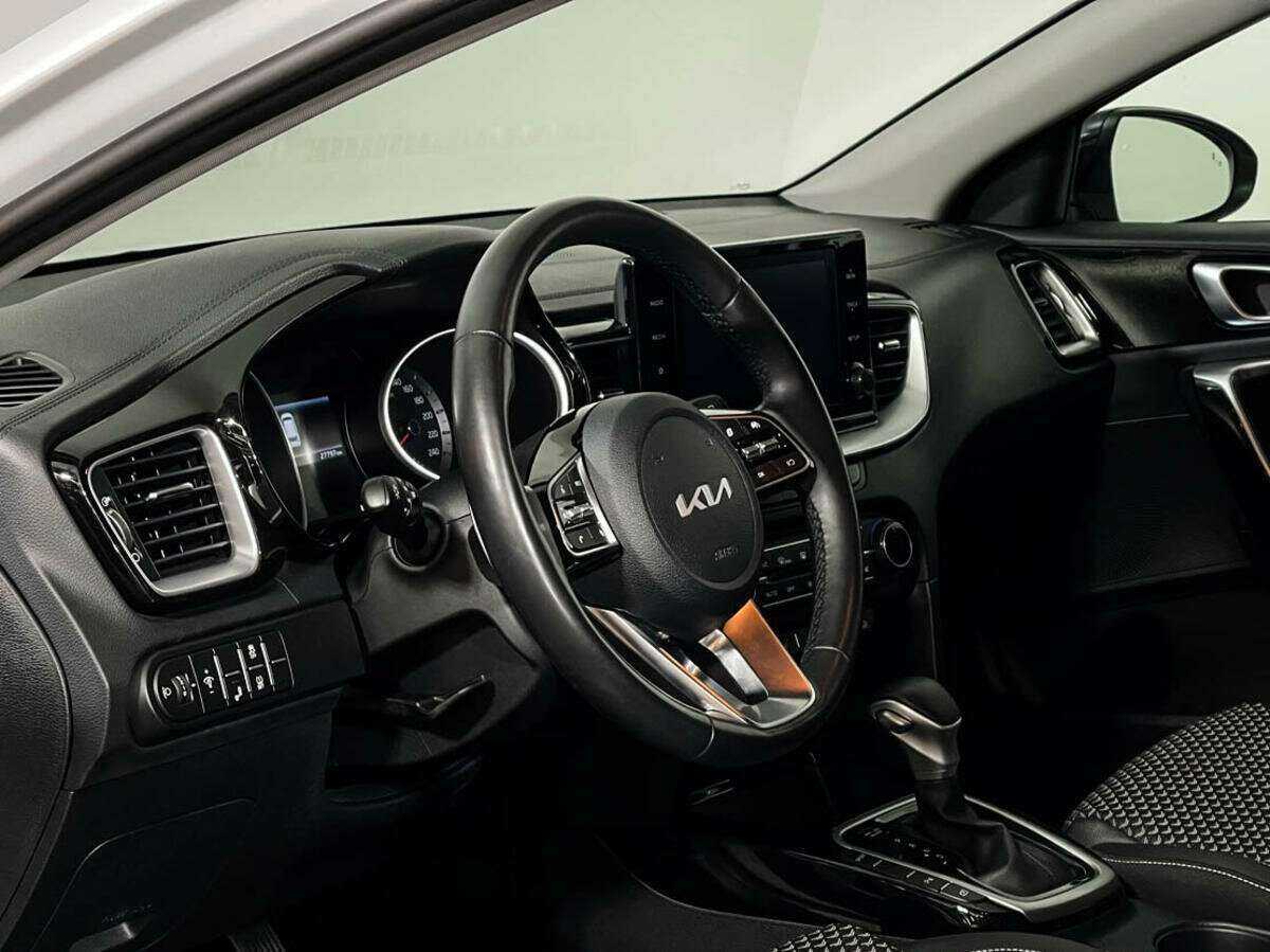 Kia Ceed б/у, 2021, Автоматическая. Фото: #10
