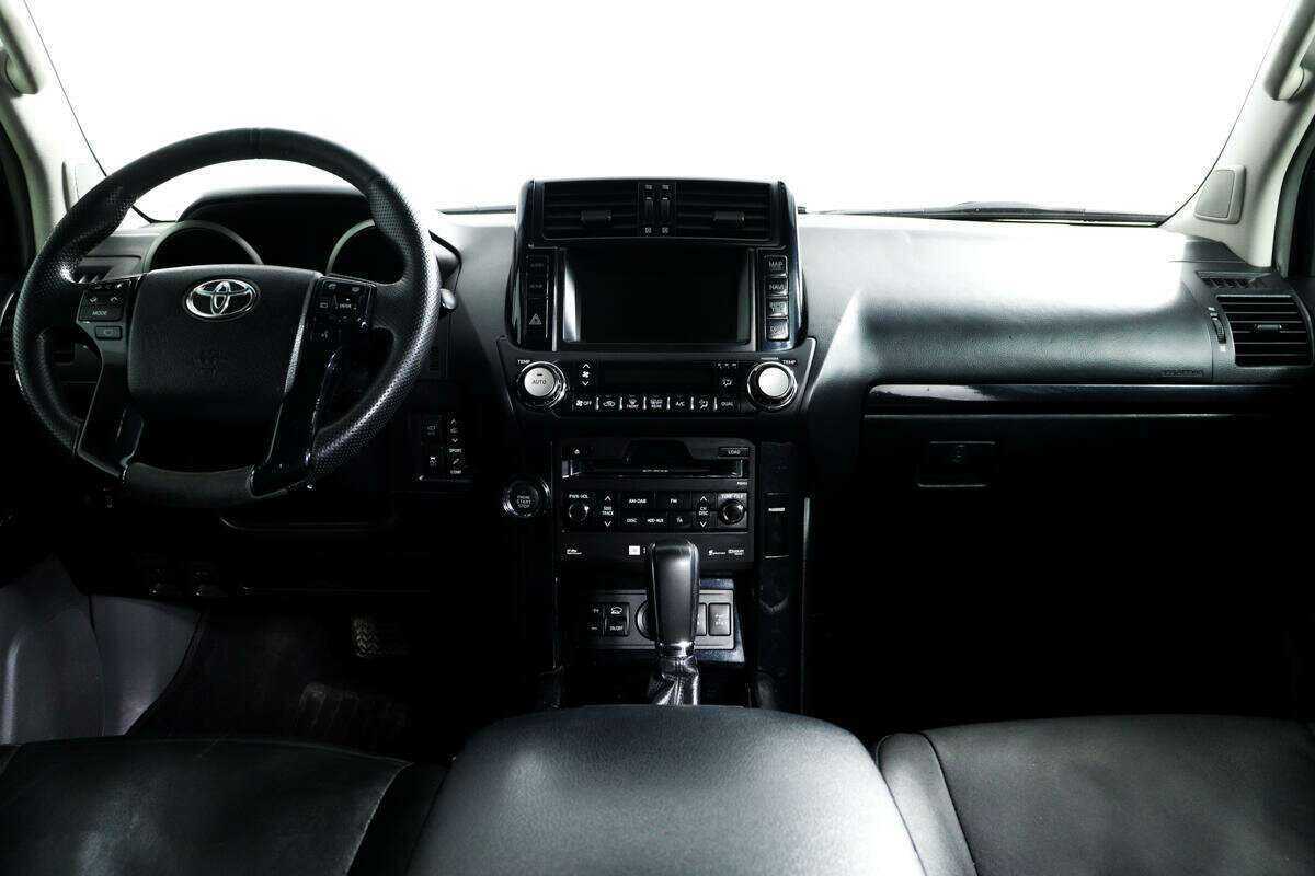 Toyota Land Cruiser Prado б/у, 2012, Автоматическая. Фото: #8