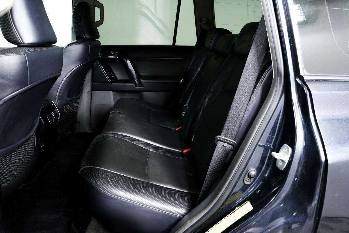 Toyota Land Cruiser Prado б/у, 2012, Автоматическая. Фото: #9