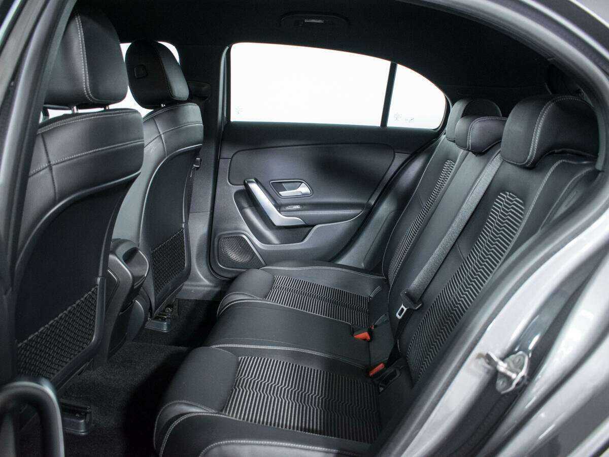 Mercedes-Benz A-Класс б/у, 2019, Роботизированная. Фото: #9