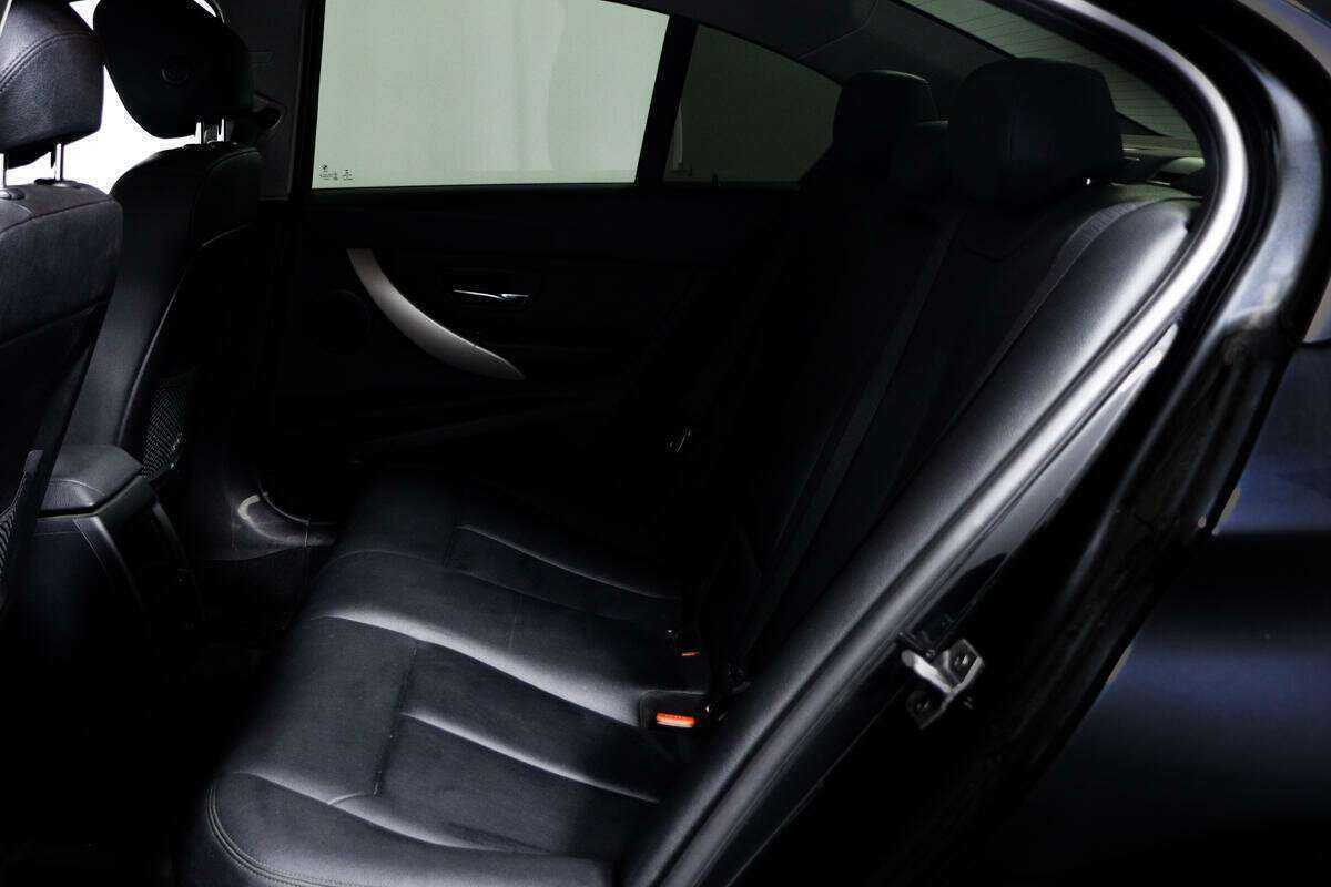 BMW 3 серии б/у, 2015, Автоматическая. Фото: #10