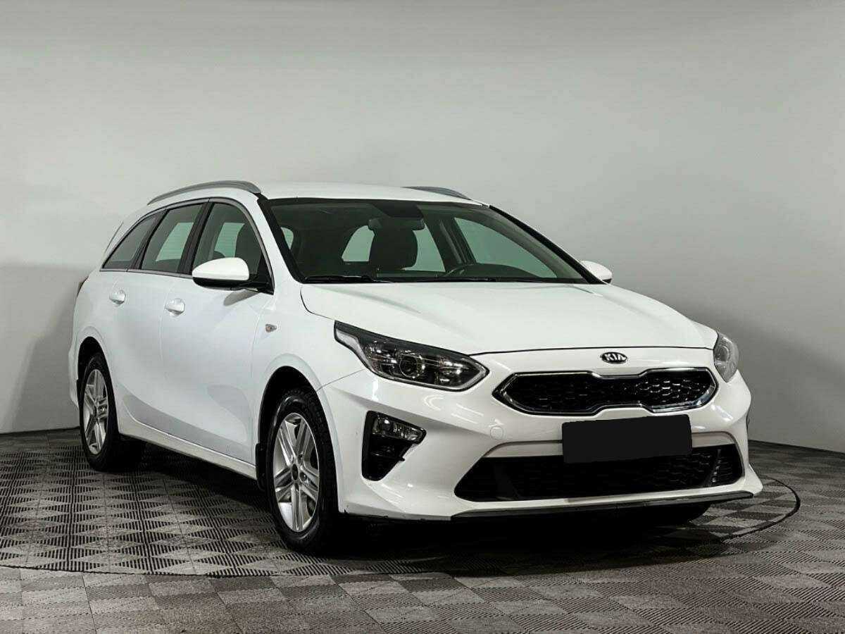 Kia Ceed б/у, 2021, Автоматическая. Фото: #2