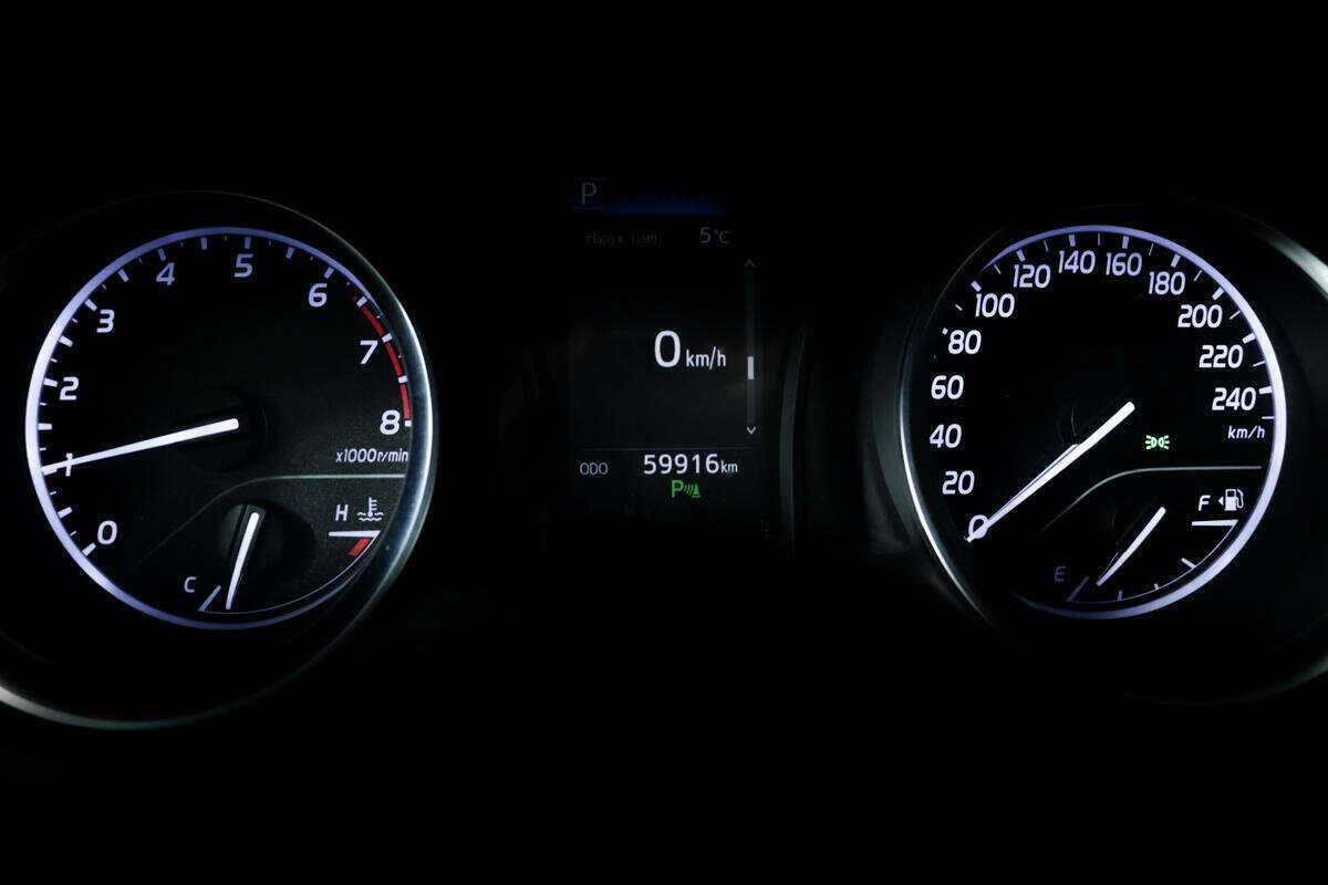 Toyota Camry б/у, 2019, Автоматическая. Фото: #9