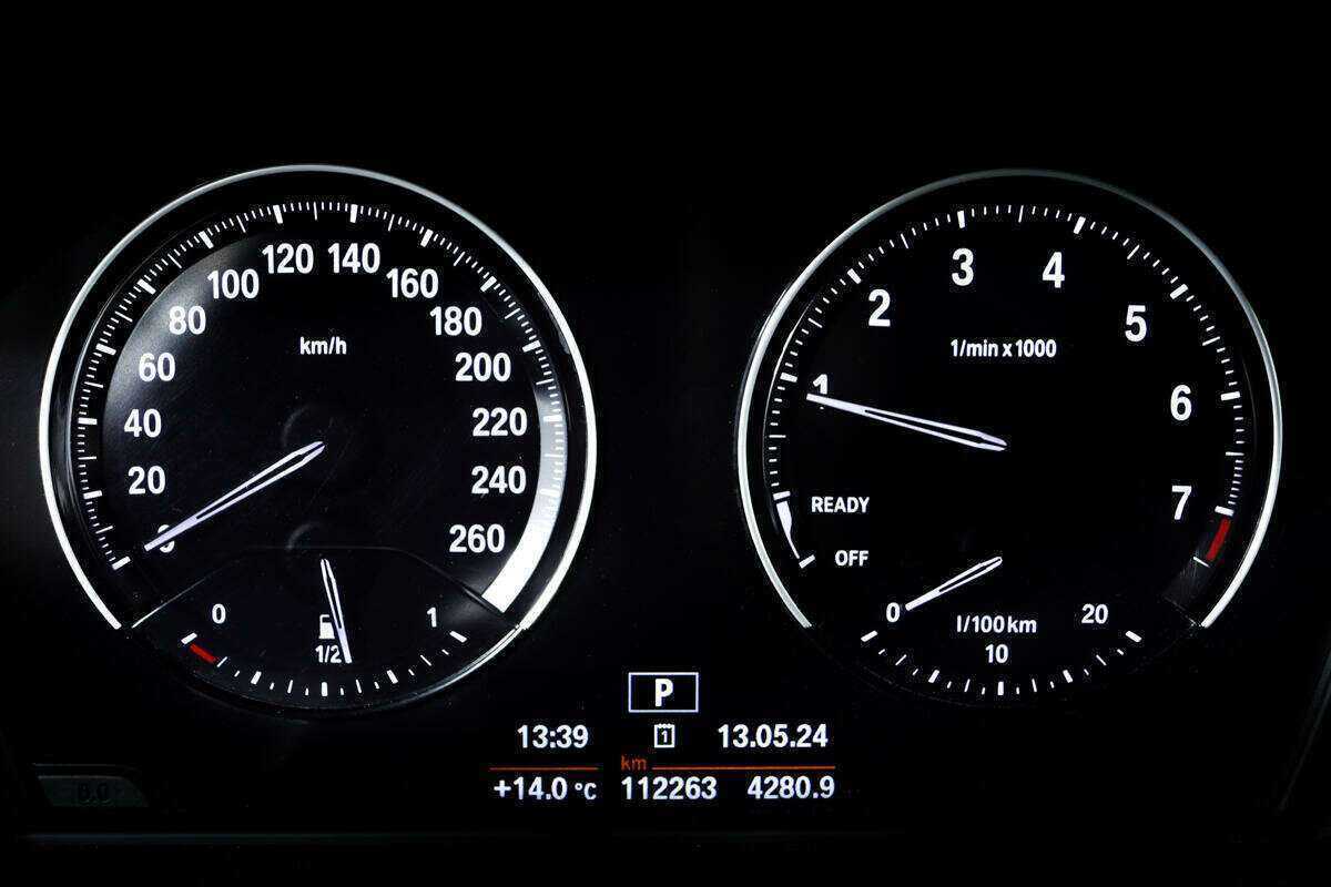 BMW 1 серии б/у, 2018, Автоматическая. Фото: #9