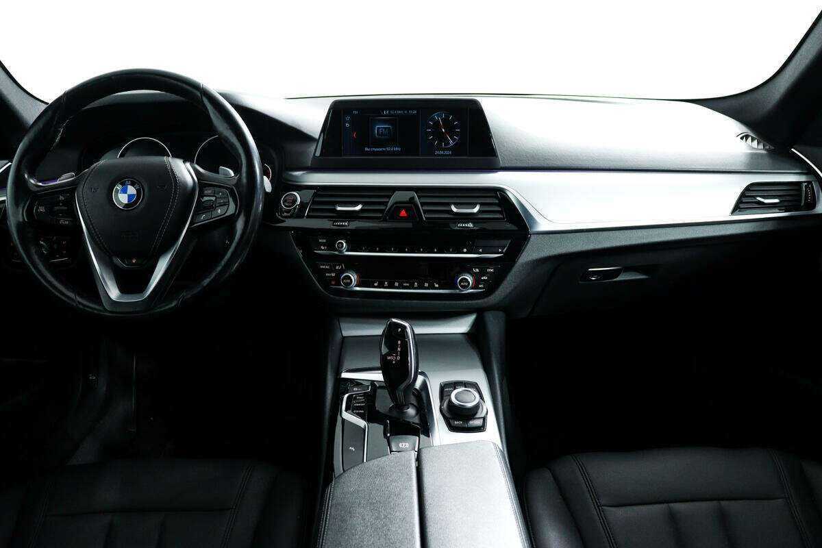 BMW 5 серии б/у, 2019, Автоматическая. Фото: #10