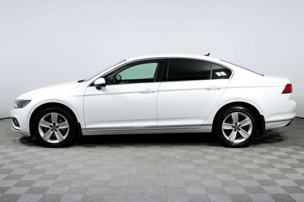 Volkswagen Passat б/у, 2020, Роботизированная. Фото: #7