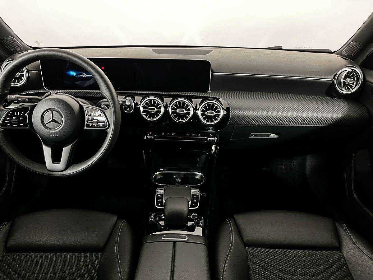 Mercedes-Benz A-Класс б/у, 2018, Роботизированная. Фото: #11