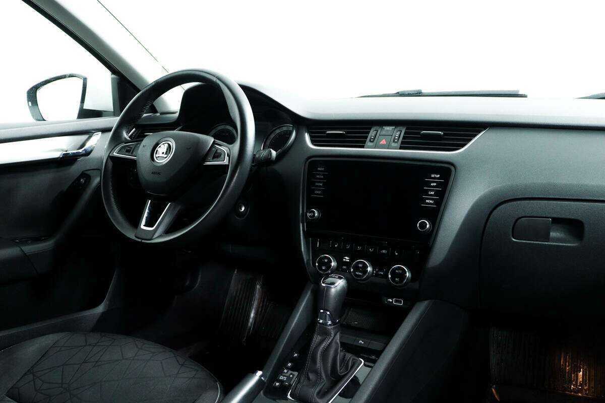 Skoda Octavia б/у, 2019, Роботизированная. Фото: #7