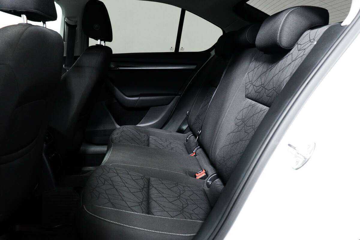 Skoda Octavia б/у, 2019, Роботизированная. Фото: #10