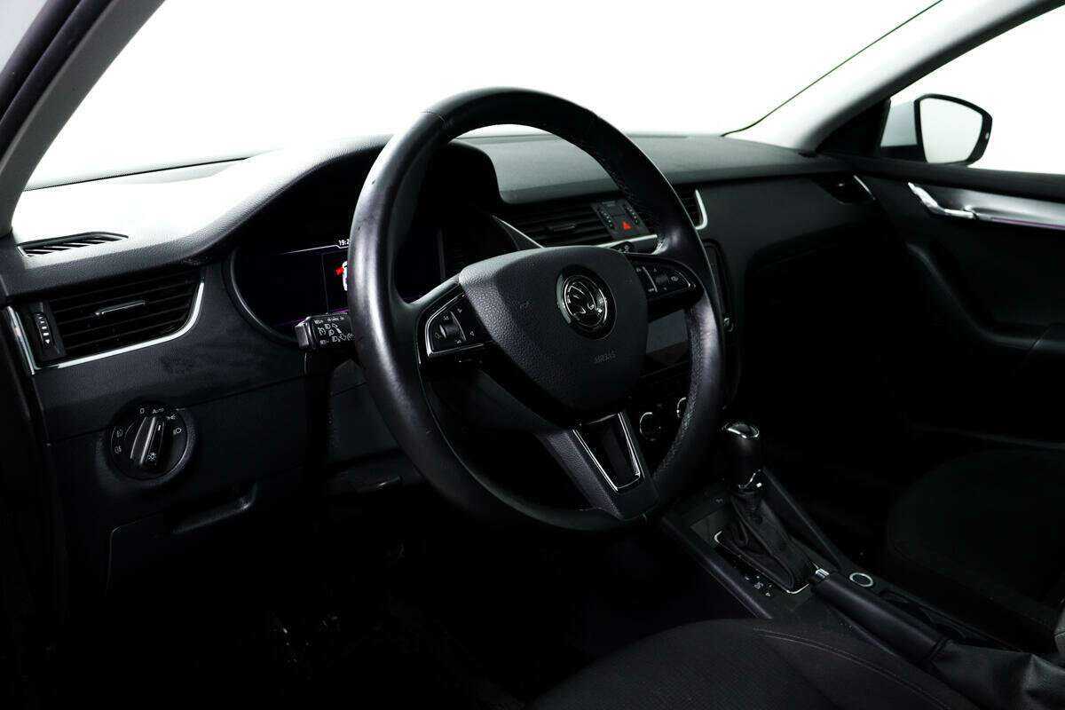 Skoda Octavia б/у, 2018, Роботизированная. Фото: #12