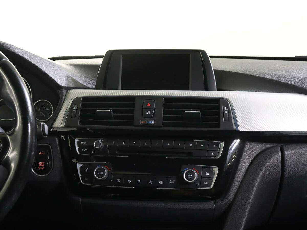 BMW 3 серии б/у, 2016, Автоматическая. Фото: #10