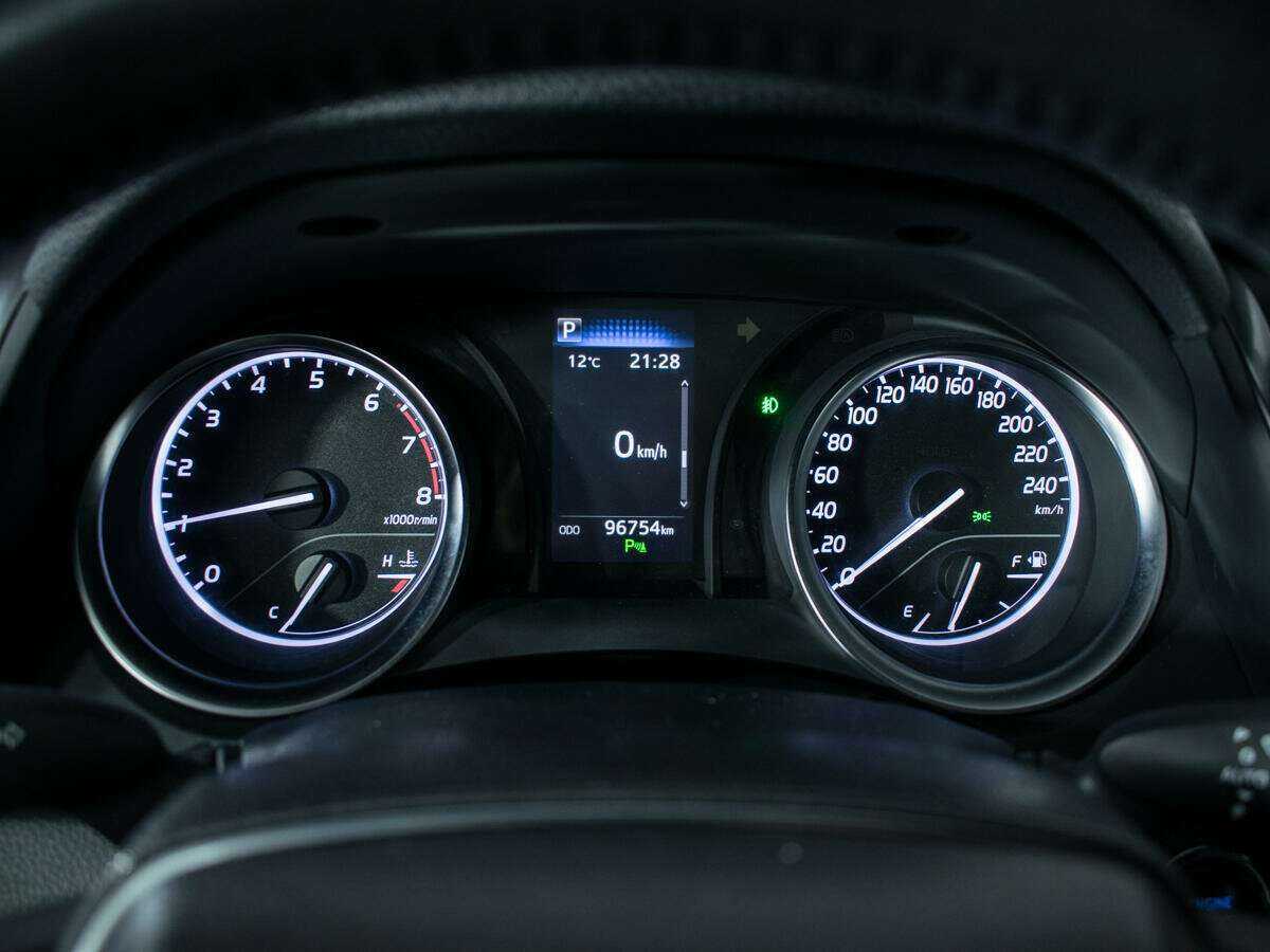 Toyota Camry б/у, 2020, Автоматическая. Фото: #10