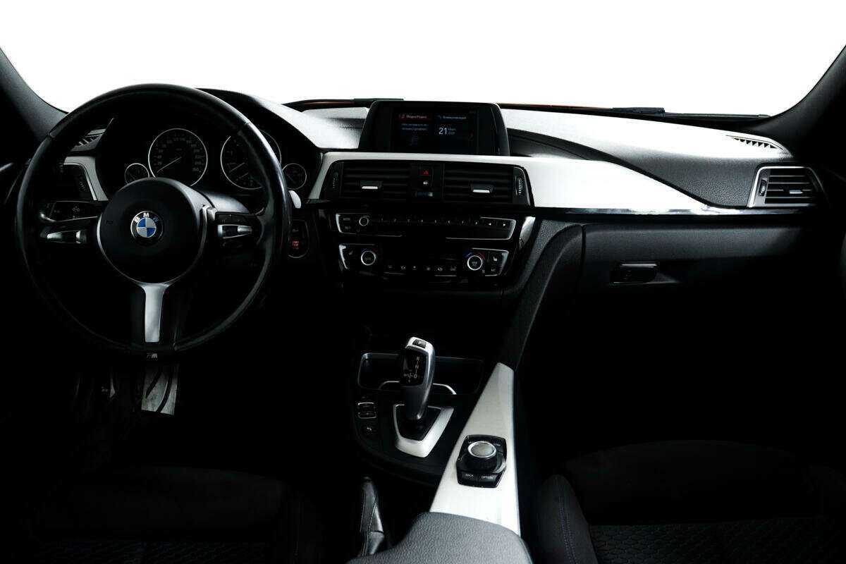 BMW 3 серии б/у, 2018, Автоматическая. Фото: #10