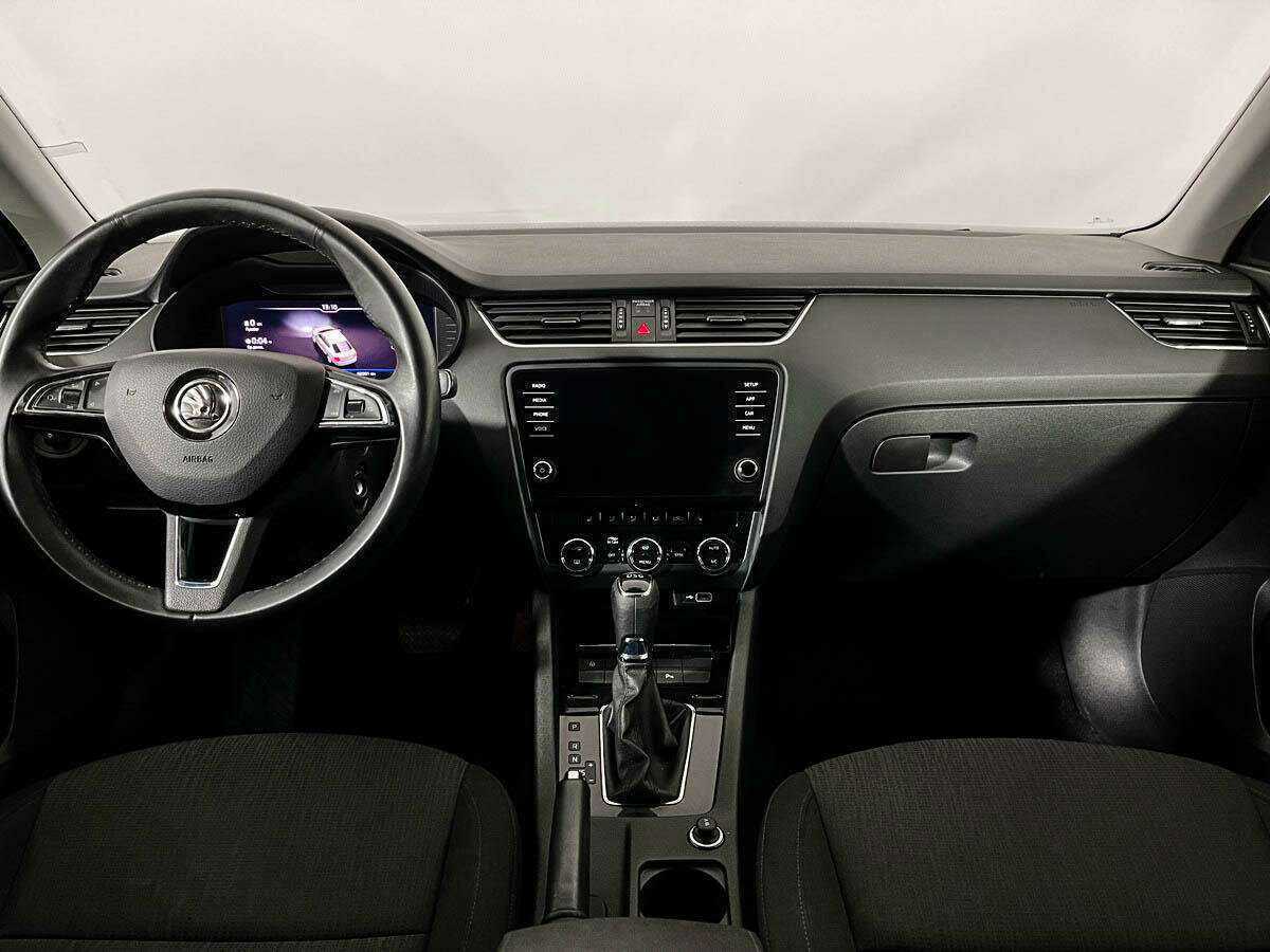 Skoda Octavia б/у, 2018, Роботизированная. Фото: #11